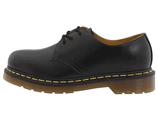 https://images.styletyx.com/images/1461-3-eye-gibson-dr-martens-2000790_4.webp