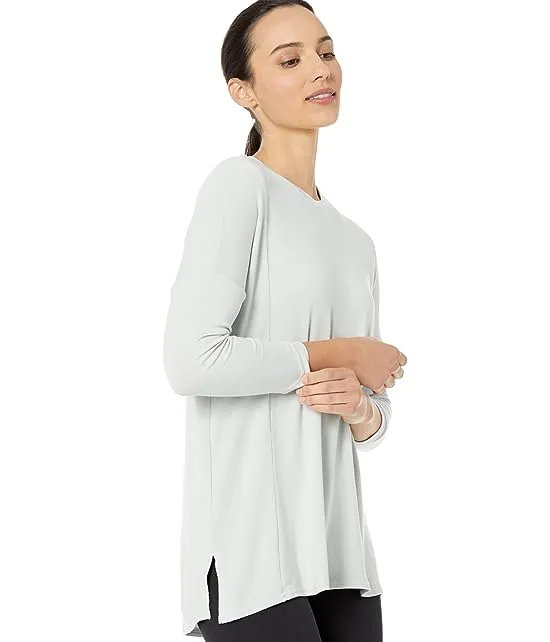 https://images.styletyx.com/images/3-4-sleeve-slouchy-luxe-tee-hard-tail-2605742_3.webp