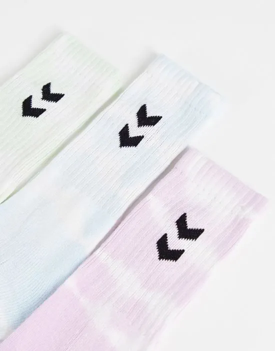 https://images.styletyx.com/images/3-pack-socks-in-pastel-tie-dye-hummel-2753664_2.webp