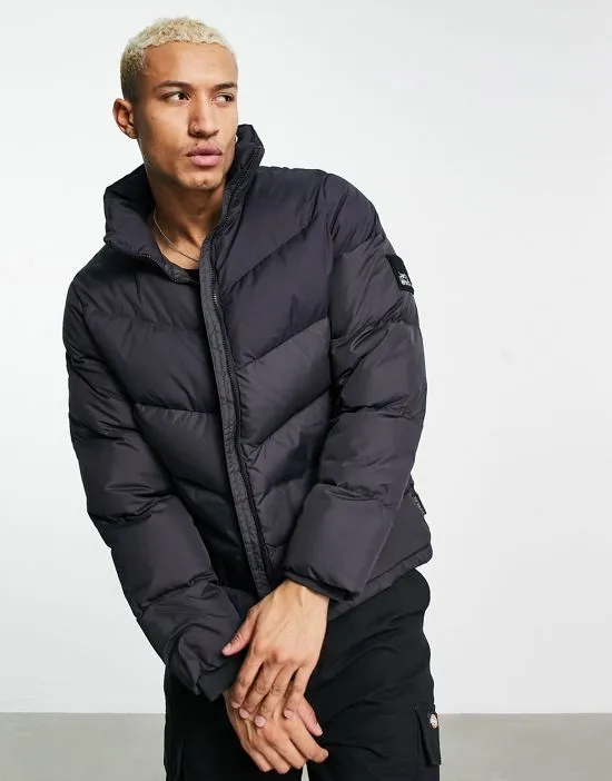 https://images.styletyx.com/images/365-fearless-down-puffer-jacket-in-black-jack-wolfskin-2710130_3.webp