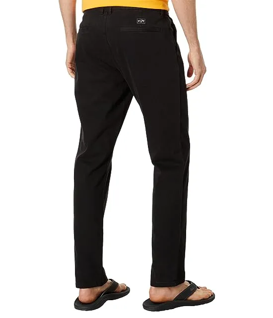 https://images.styletyx.com/images/73-chino-pants-billabong-1221403296_2.webp