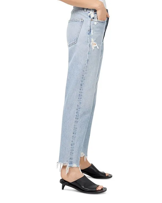 https://images.styletyx.com/images/90s-high-rise-cropped-straight-leg-jeans-in-nerve-agolde-2480685_3.webp