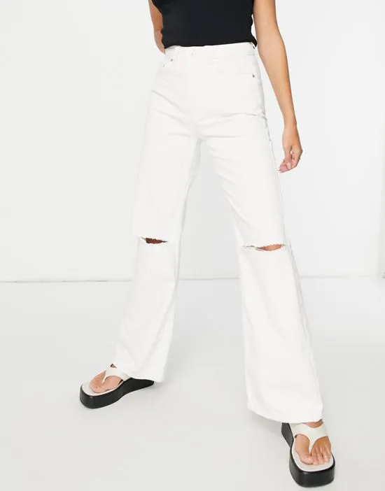 https://images.styletyx.com/images/90s-wide-leg-jeans-with-knee-rips-in-white-bershka-2639200_4.webp
