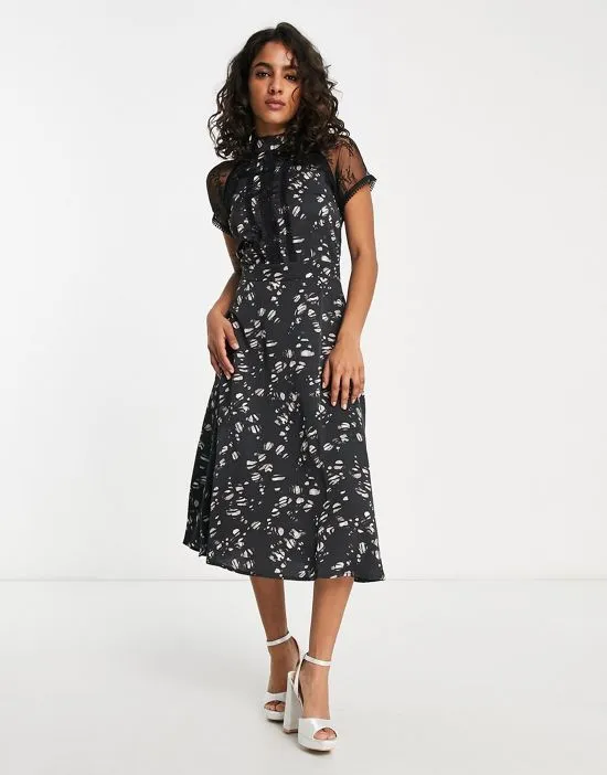 https://images.styletyx.com/images/a-line-lace-detail-midi-dress-in-black-print-liquorish-petite-13000009_3.webp