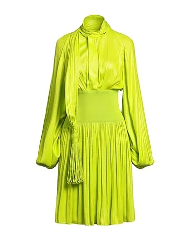 https://images.styletyx.com/images/acid-green-knitted-elegant-dress-bottega-veneta-1749893555_1.webp