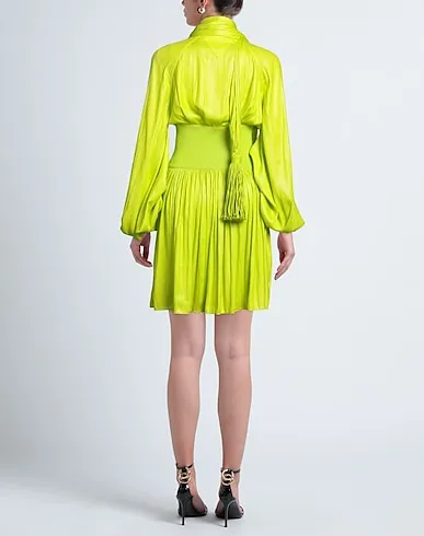 https://images.styletyx.com/images/acid-green-knitted-elegant-dress-bottega-veneta-1749893555_4.webp