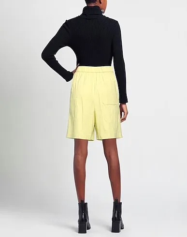https://images.styletyx.com/images/acid-green-plain-weave-shorts-bermuda-theory-711563136_3.webp