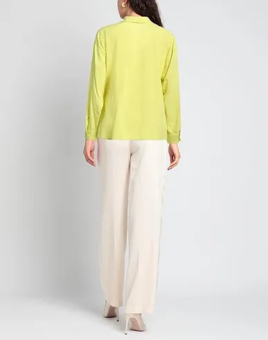 https://images.styletyx.com/images/acid-green-plain-weave-solid-color-shirts-blouses-sienna-bee-711708361_3.webp