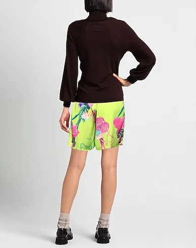 https://images.styletyx.com/images/acid-green-satin-shorts-bermuda-fuzzi-13137268_3.webp