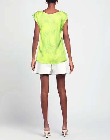 https://images.styletyx.com/images/acid-green-satin-top-les-bourdelles-des-garcons-13068485_3.webp