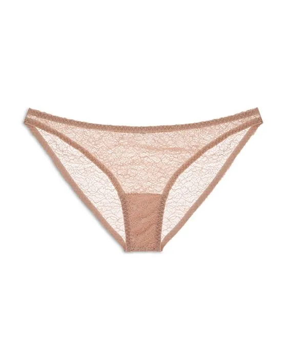 https://images.styletyx.com/images/alix-lace-bikini-journelle-1827308_3.webp