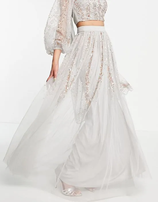 https://images.styletyx.com/images/all-over-embellished-lehenga-maxi-skirt-in-gray-maya-2416345_4.webp