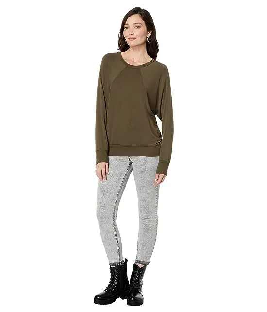https://images.styletyx.com/images/alma-dolman-pullover-lamade-1004157202_4.webp