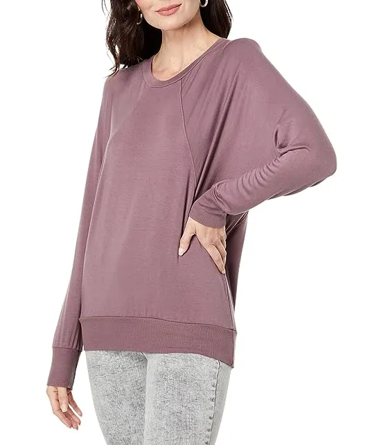 https://images.styletyx.com/images/alma-dolman-pullover-lamade-13110267_3.webp
