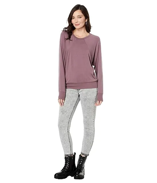 https://images.styletyx.com/images/alma-dolman-pullover-lamade-13110267_4.webp