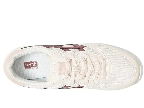 https://images.styletyx.com/images/alvarado-onitsuka-tiger-12908181_2.webp