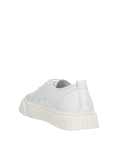 https://images.styletyx.com/images/ami-alexandre-mattiussi-white-men-s-sneakers-ami-alexandre-mattiussi-3325839_3.webp