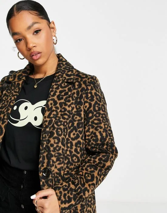 https://images.styletyx.com/images/animal-print-overcoat-in-tan-miss-selfridge-1282807377_4.webp
