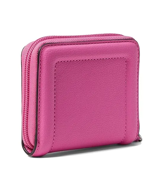 https://images.styletyx.com/images/antionetta-top-handle-wallet-nine-west-13383106_2.webp