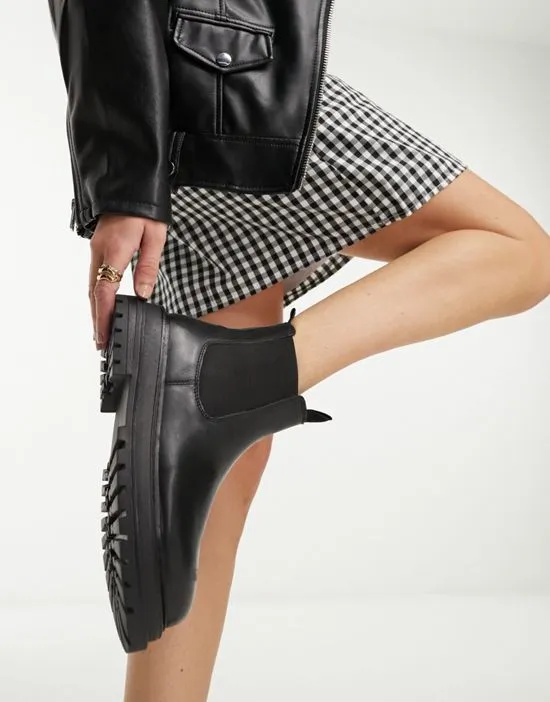 https://images.styletyx.com/images/appreciate-leather-chelsea-boots-in-black-asos-design-2496820_1.webp