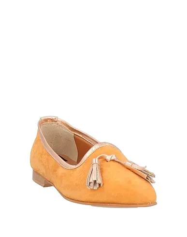 https://images.styletyx.com/images/apricot-leather-loafers-islo-isabella-lorusso-997852041_2.webp