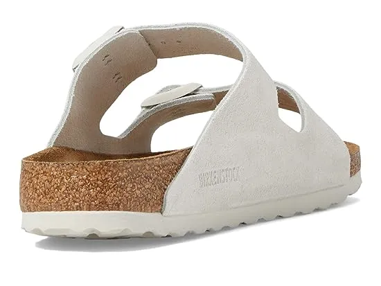 https://images.styletyx.com/images/arizona-soft-footbed-suede-unisex-birkenstock-1221743051_5.webp