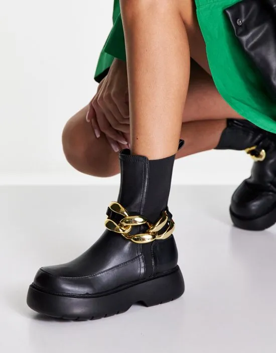 https://images.styletyx.com/images/artist-chelsea-boots-with-chain-in-black-asos-design-2789657_3.webp
