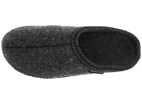 https://images.styletyx.com/images/as-classic-slipper-haflinger-2924677_2.webp