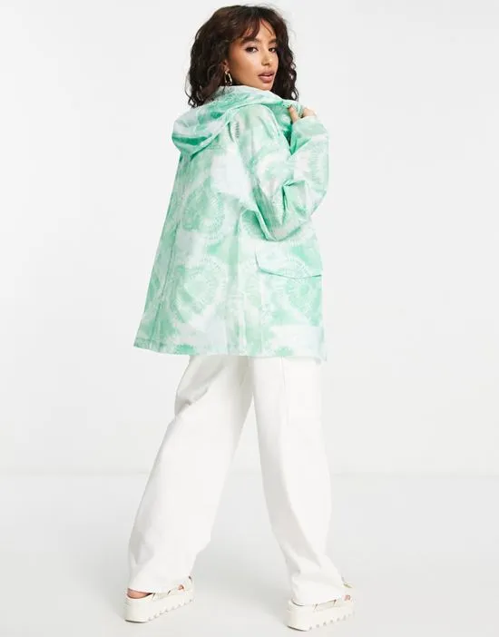 https://images.styletyx.com/images/asos-design-petite-printed-rain-jacket-in-green-asos-design-3002154_2.webp