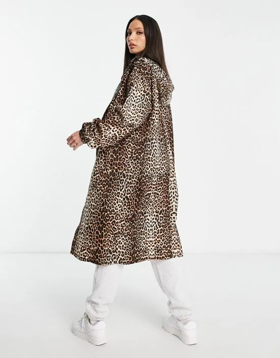 https://images.styletyx.com/images/asos-design-tall-longline-rain-parka-in-animal-print-asos-design-13253642_3.webp