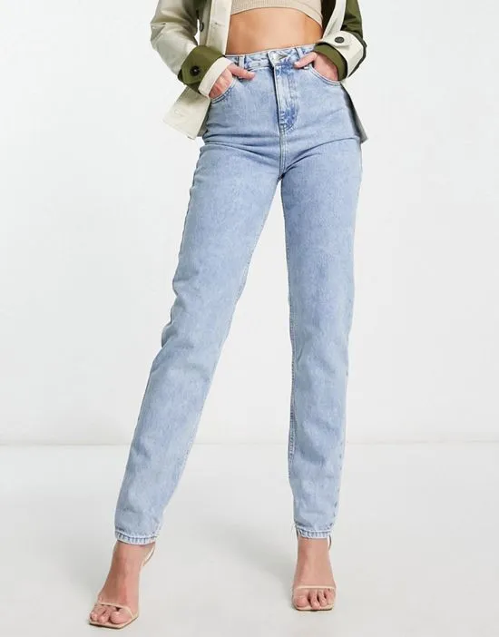 https://images.styletyx.com/images/asos-design-tall-relaxed-mom-jeans-in-light-blue-asos-design-1788298_3.webp