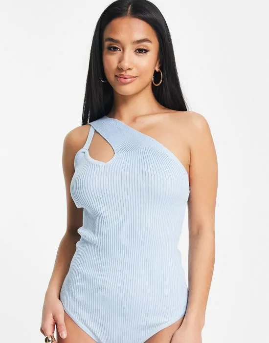 https://images.styletyx.com/images/asymmetric-ribbed-bodysuit-in-blue-missguided-petite-2480526_4.webp