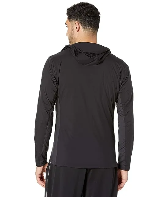 https://images.styletyx.com/images/atom-sl-hoodie-arcteryx-1740515_2.webp
