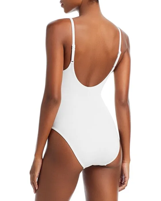 https://images.styletyx.com/images/ava-one-piece-swimsuit-robin-piccone-3333804_2.webp