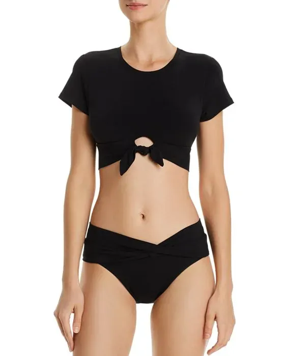 https://images.styletyx.com/images/ava-solid-twist-front-bikini-bottom-robin-piccone-13042125_5.webp