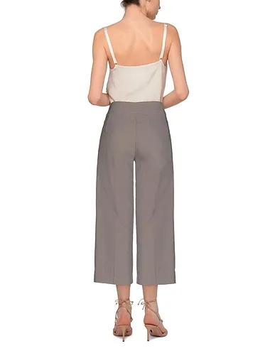 https://images.styletyx.com/images/avenue-montaigne-khaki-women-s-cropped-pants-culottes-avenue-montaigne-409625_3.webp