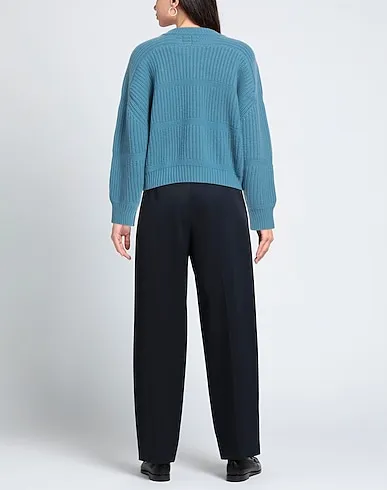 https://images.styletyx.com/images/azure-knitted-cashmere-blend-loulou-studio-1769018052_3.webp