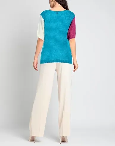 https://images.styletyx.com/images/azure-knitted-sweater-non-197270371_3.webp