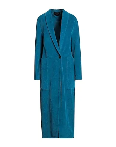 https://images.styletyx.com/images/azure-velvet-coat-now-1222855096_1.webp