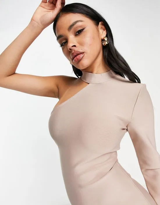 https://images.styletyx.com/images/band-of-stars-premium-bandage-one-shoulder-long-sleeve-midi-dress-in-oyster-band-of-stars-1812962_2.webp