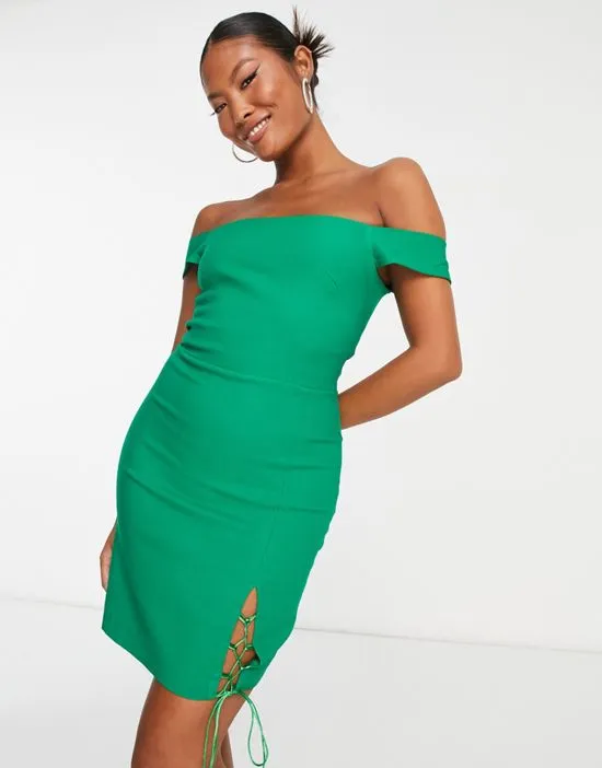 https://images.styletyx.com/images/bardot-mini-dress-with-lace-up-side-detail-in-emerald-green-vesper-petite-3077627_4.webp