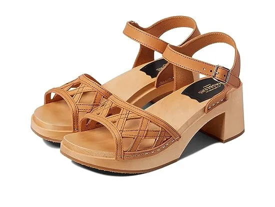 https://images.styletyx.com/images/basket-sandal-swedish-hasbeens-13206083_1.webp