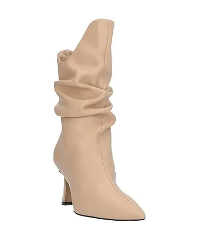 https://images.styletyx.com/images/beige-ankle-boot-prezioso-1328562_2.webp