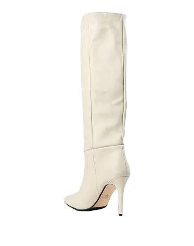 https://images.styletyx.com/images/beige-boots-l-arianna-2560095_3.webp