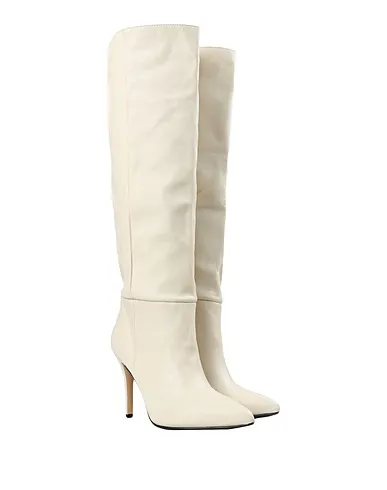 https://images.styletyx.com/images/beige-boots-l-arianna-2560095_4.webp