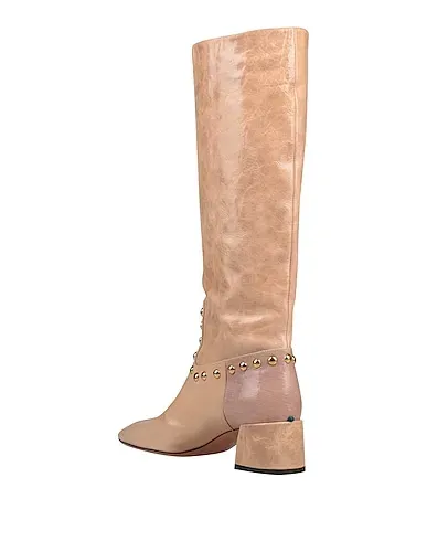 https://images.styletyx.com/images/beige-boots-rama-nero-a-bocca-1910452624_3.webp