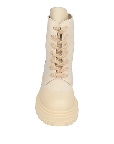 https://images.styletyx.com/images/beige-canvas-ankle-boot-geneve-3261163_4.webp
