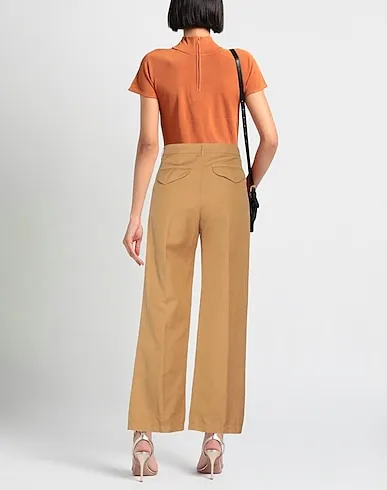 https://images.styletyx.com/images/beige-cotton-twill-casual-pants-aspesi-2894130_3.webp