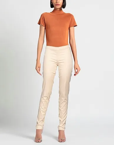 https://images.styletyx.com/images/beige-crepe-casual-pants-diana-gallesi-3272087_2.webp