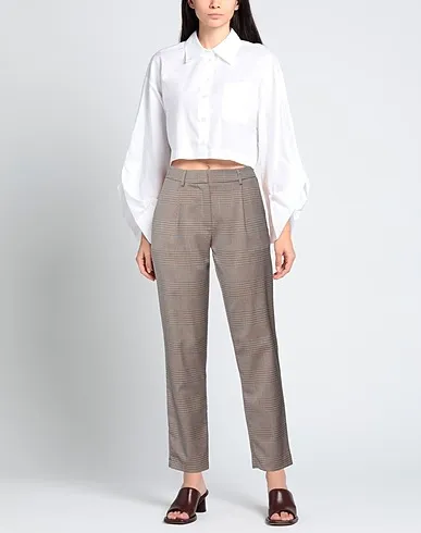 https://images.styletyx.com/images/beige-flannel-casual-pants-silvian-heach-1003650390_2.webp
